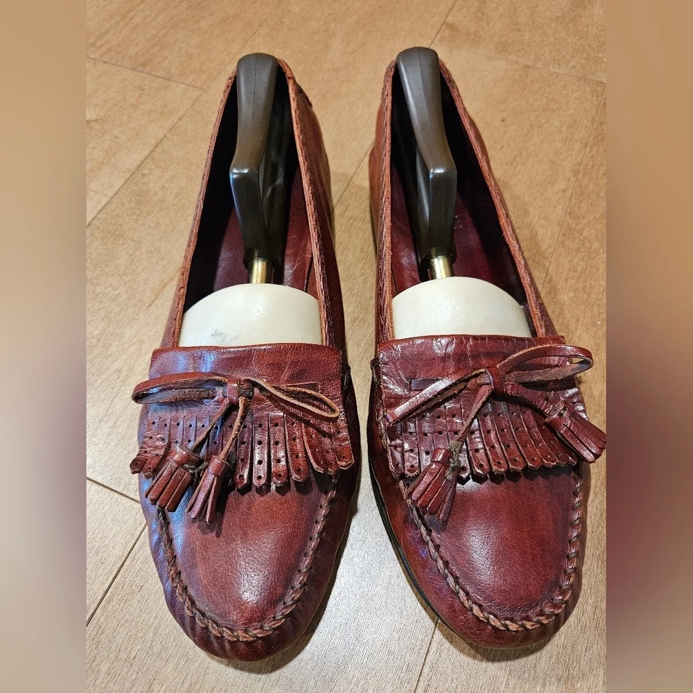 ​COLE HAAN Men’s 10.5 M Burgundy Leather Kiltie Tassel Loafers | Pinch Heritage